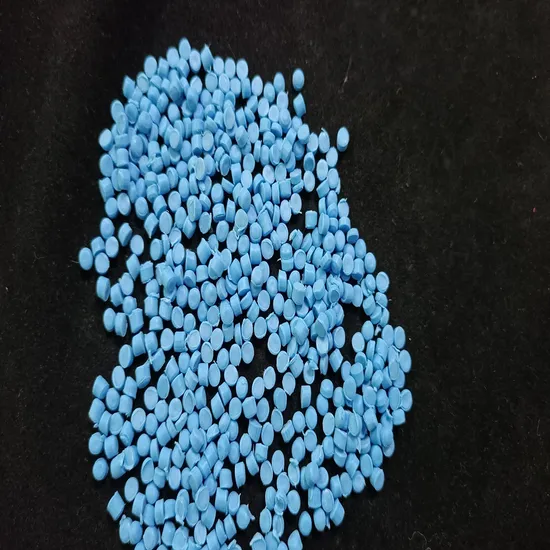 新しいプラスチック ケーブル PVC 接続工場価格電気ケーブル接続硬質 PVC 顆粒